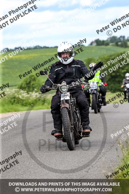 Vintage motorcycle club;eventdigitalimages;no limits trackdays;peter wileman photography;vintage motocycles;vmcc banbury run photographs